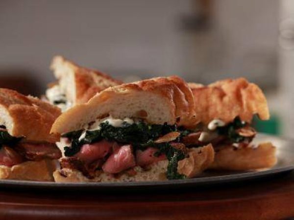 STEAK SANDWICH