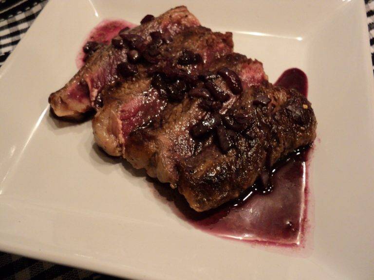 Rib-Eye Steak and Red Wine au Poivre