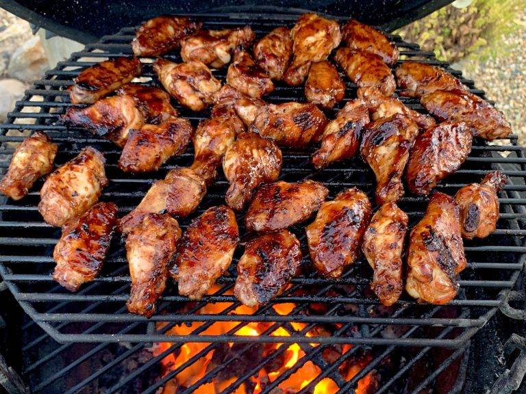 Barbecued Wings with Dipping Sauces