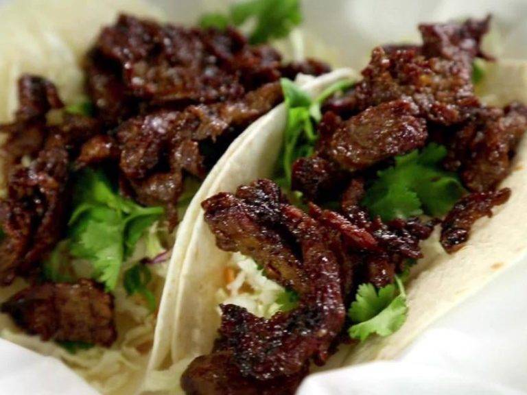 Slow Cooker Mongolian Beef Tacos