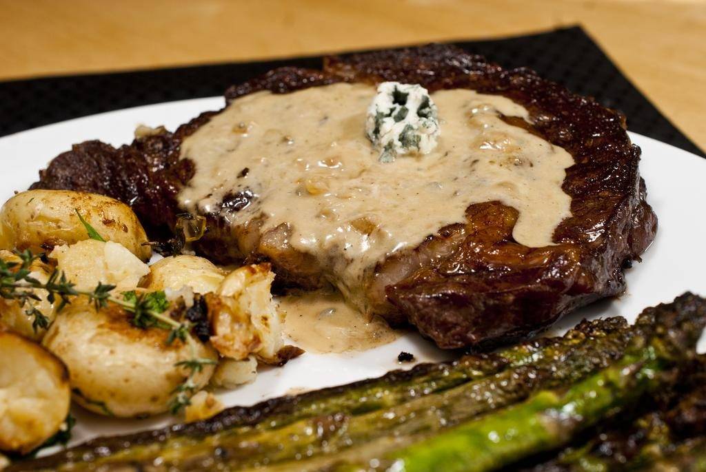 Rib-eye Steaks with Stilton Sauce and Pasta Salad