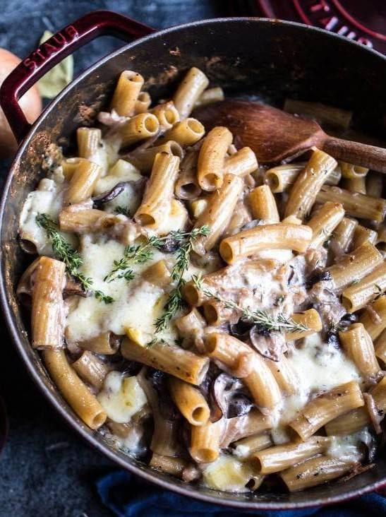 One-Pot Creamy French Onion Pasta Bake